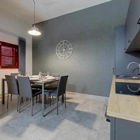 Apartament Stylish Archway Steps From Balluta Bay Sliema