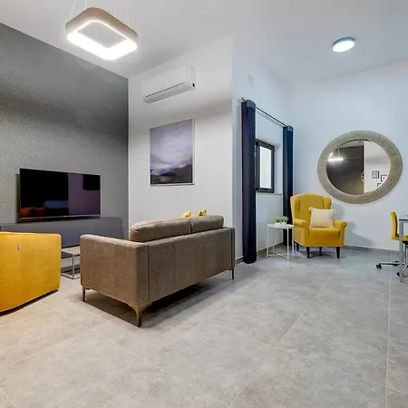 Apartament Stylish Archway Steps From Balluta Bay Sliema