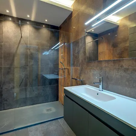 Stylish Archway Steps From Balluta Bay Apartament *